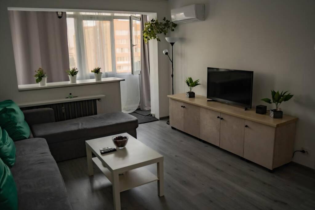 Modern 1 Bedroom Apartment In Bucharest Center! Dış mekan fotoğraf